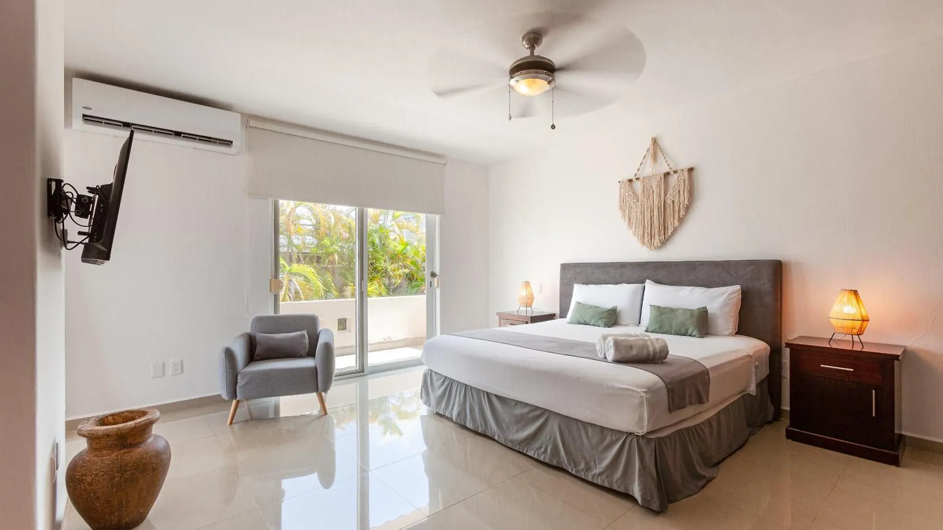 Via Tendenza Condos Playa del Carmen