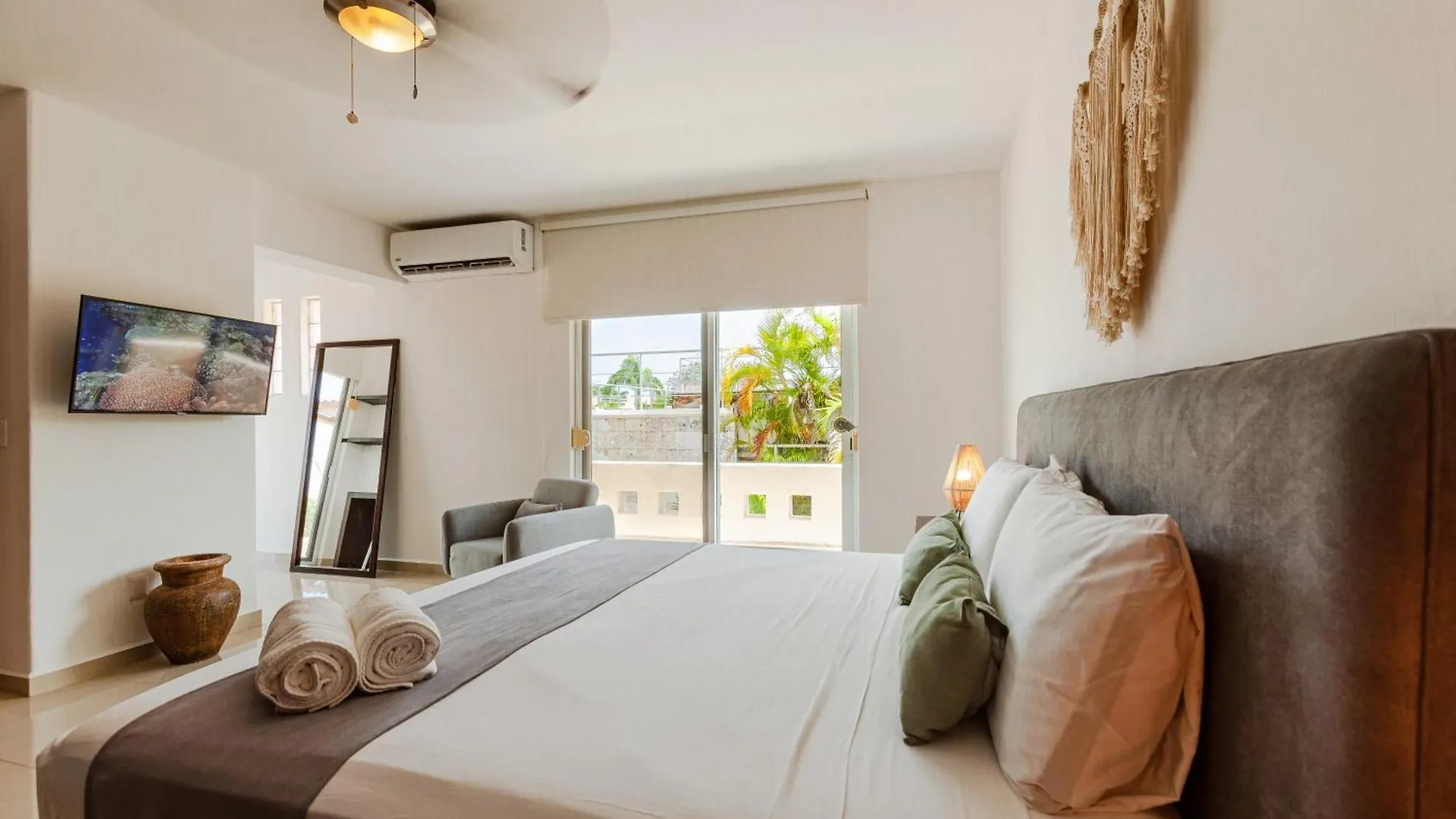Via Tendenza Condos 0*, Playa del Carmen